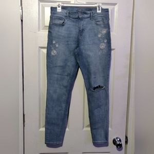 OLD NAVY SKINNY JEANS